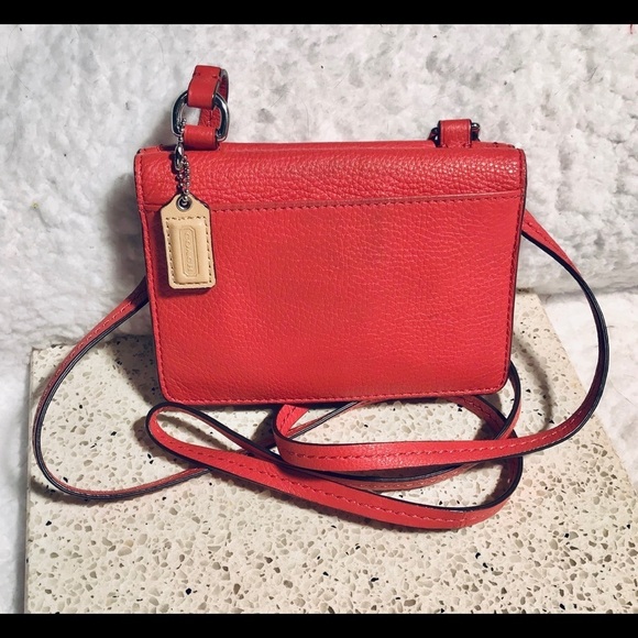 COACH Wallet/Mini Crossbody​​​ - Picture 2 of 8